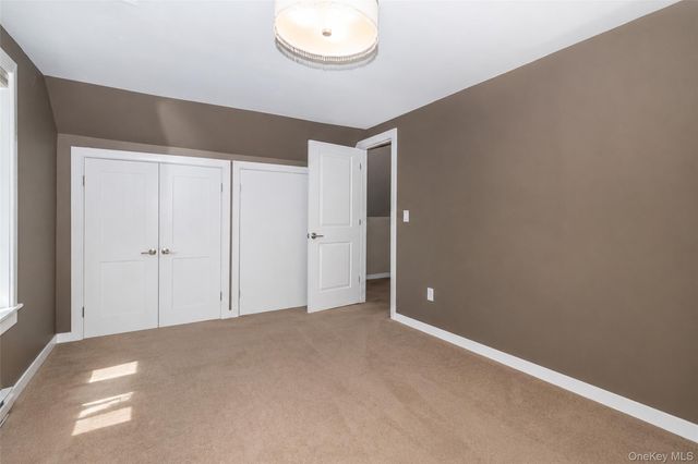 9 Primrose Avenue W, White Plains, NY 10607