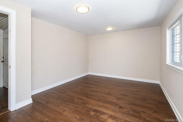 9 Primrose Avenue W, White Plains, NY 10607