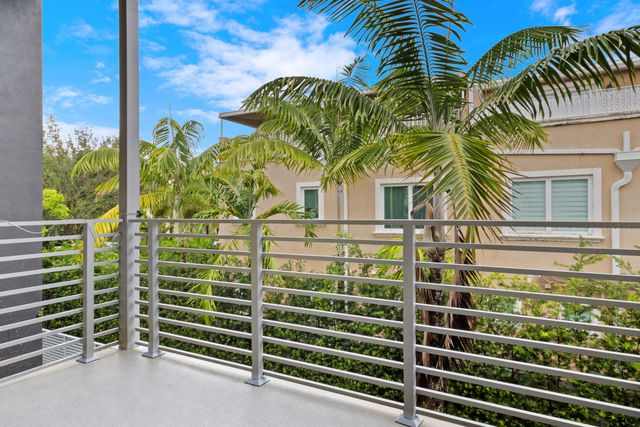 606 NE 8TH Avenue, Fort Lauderdale, FL 33304