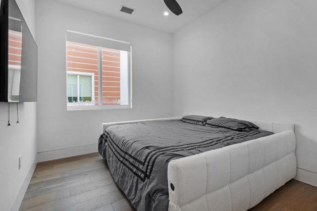 606 NE 8TH Avenue, Fort Lauderdale, FL 33304