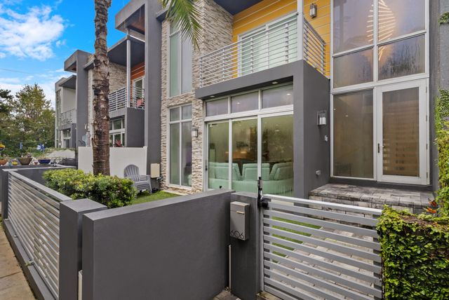 606 NE 8TH Avenue, Fort Lauderdale, FL 33304