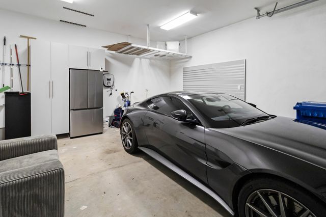 606 NE 8TH Avenue, Fort Lauderdale, FL 33304