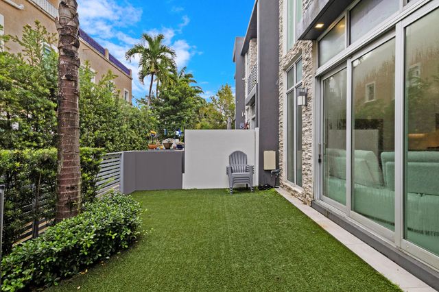 606 NE 8TH Avenue, Fort Lauderdale, FL 33304