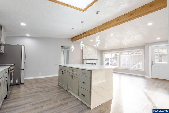 3554 Turner Rd SE 3554, Salem, OR 97302