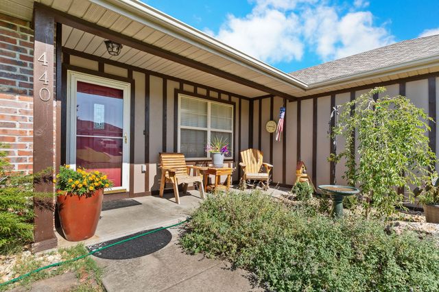 440 Hillbilly Lane, Hollister, MO 65672