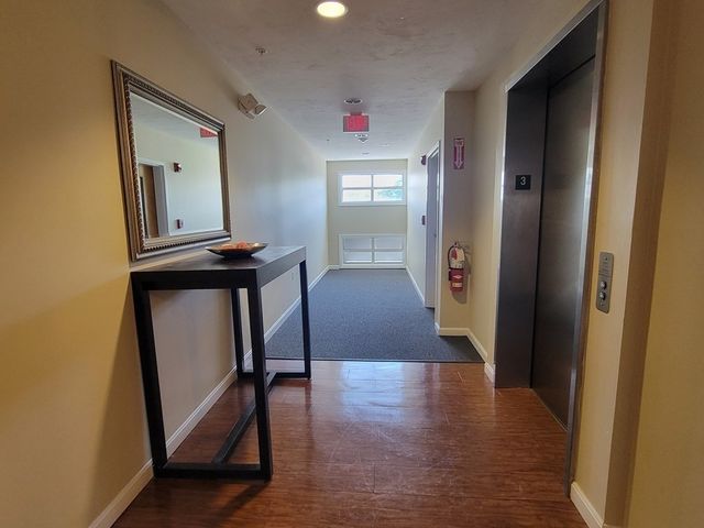 70 Oak Street Extension 3E, Brockton, MA 02301
