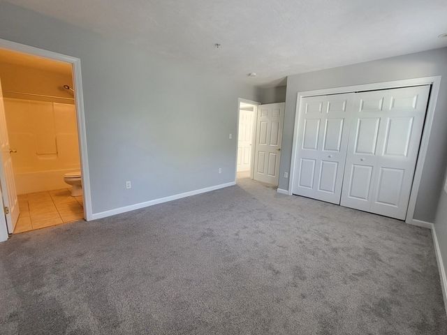 70 Oak Street Extension 3E, Brockton, MA 02301
