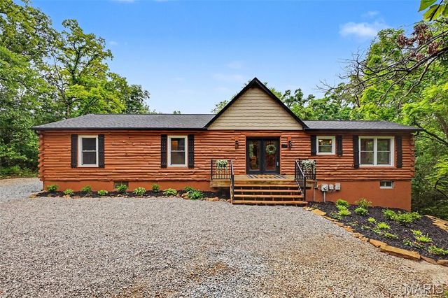 23 Lakeview Drive, St Charles, MO 63303
