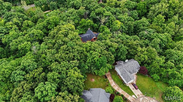 23 Lakeview Drive, St Charles, MO 63303