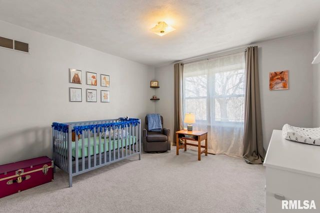 2816 W RICHWOODS Boulevard, Peoria, IL 61604