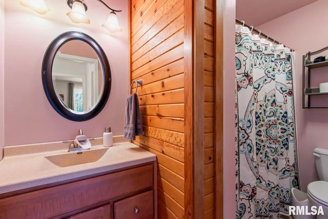 2816 W RICHWOODS Boulevard, Peoria, IL 61604