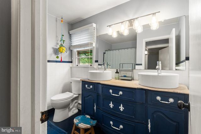 578 KUTCHER RD, Southampton, PA 18966