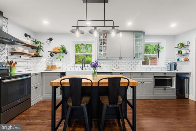578 KUTCHER RD, Southampton, PA 18966