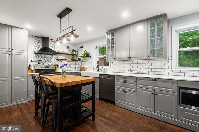 578 KUTCHER RD, Southampton, PA 18966