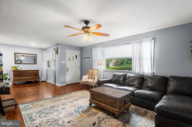 578 KUTCHER RD, Southampton, PA 18966