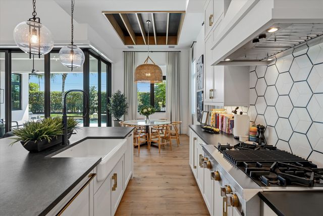 3016 Blue Cypress Lane, Wellington, FL 33414