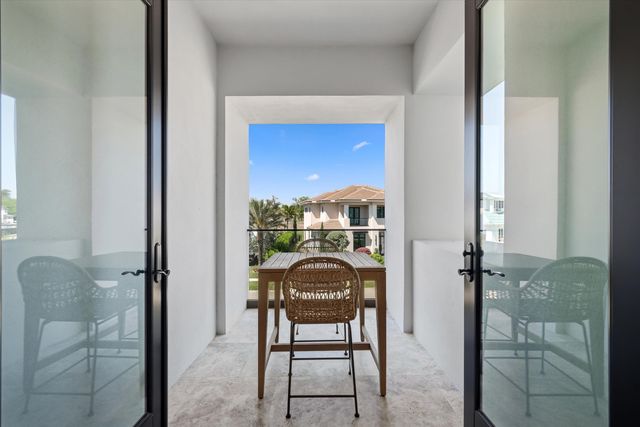 3016 Blue Cypress Lane, Wellington, FL 33414