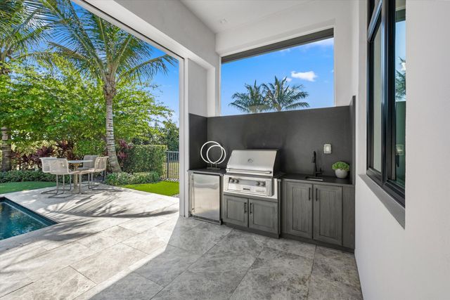 3016 Blue Cypress Lane, Wellington, FL 33414