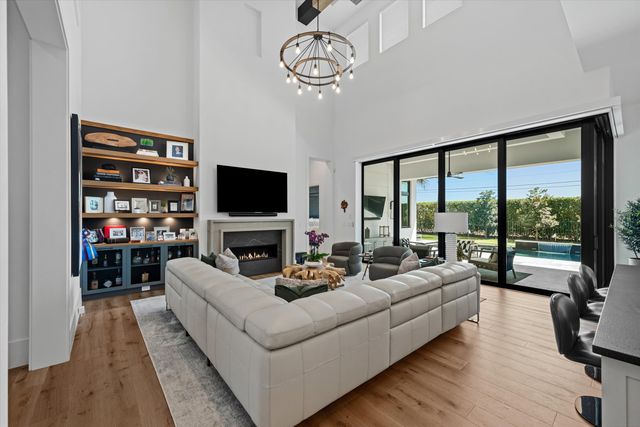 3016 Blue Cypress Lane, Wellington, FL 33414