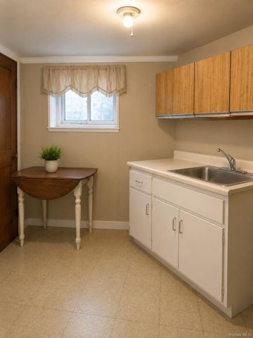 155 Sunnyside Avenue, Brooklyn, NY 11207
