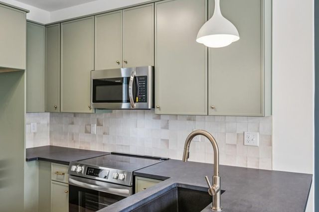 1160 Boulevard SE 6, Atlanta, GA 30312