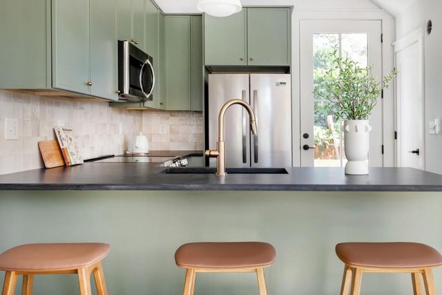 1160 Boulevard SE 6, Atlanta, GA 30312