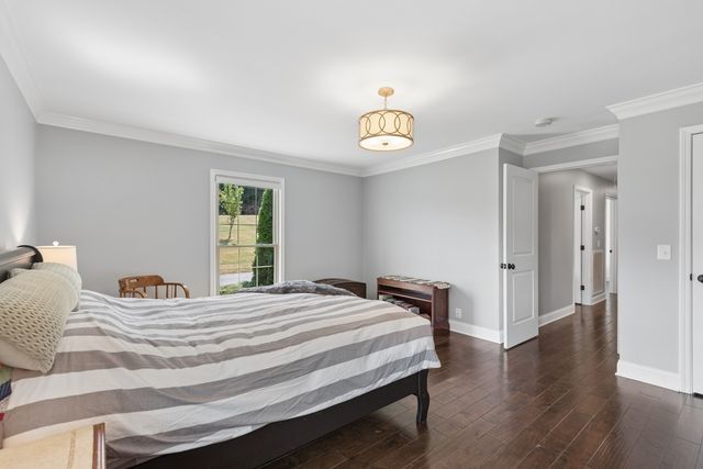 2221 Castlewood Dr, Franklin, TN 37064