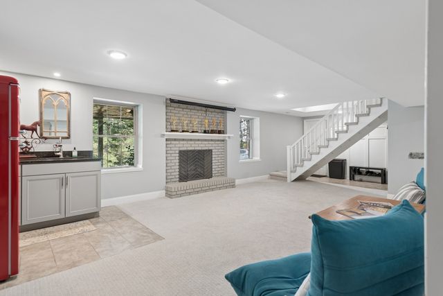 2221 Castlewood Dr, Franklin, TN 37064