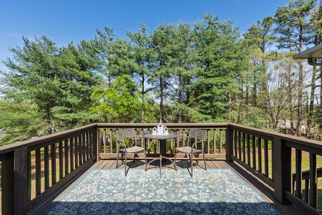 2221 Castlewood Dr, Franklin, TN 37064