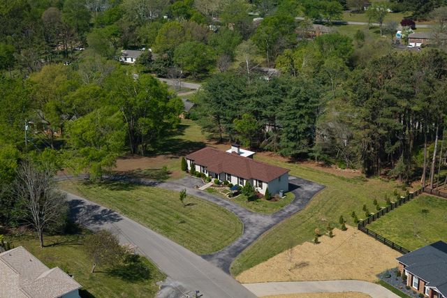 2221 Castlewood Dr, Franklin, TN 37064