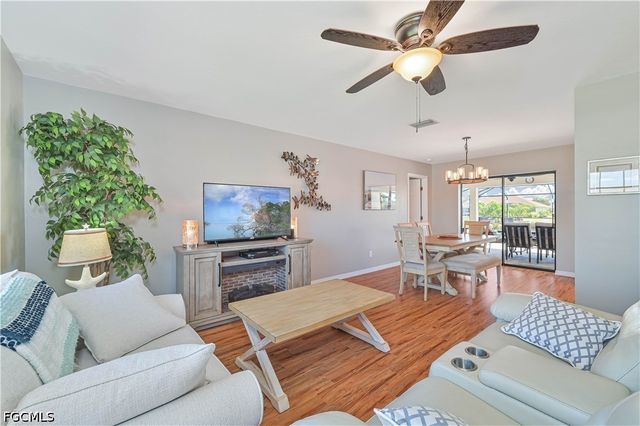 1434 SE 20th ST, Cape Coral, FL 33990