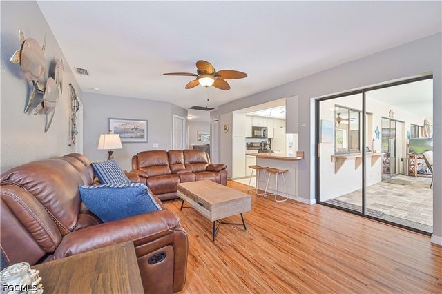 1434 SE 20th ST, Cape Coral, FL 33990