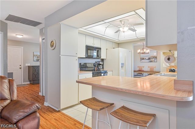 1434 SE 20th ST, Cape Coral, FL 33990