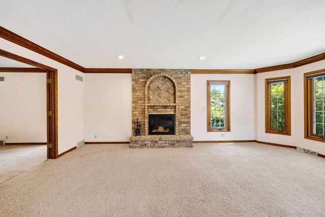 W248S6845 Sugar Maple Drive, Waukesha, WI 53189