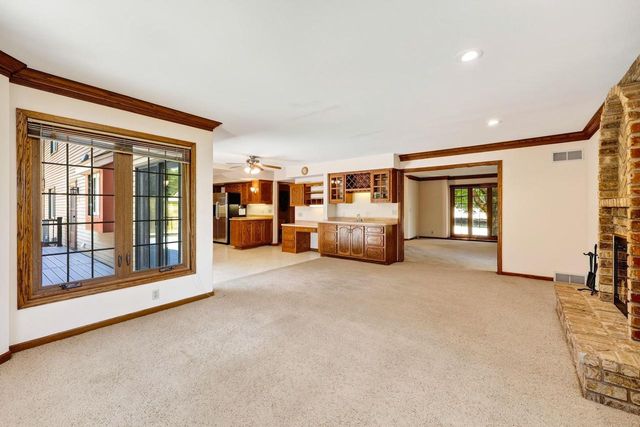 W248S6845 Sugar Maple Drive, Waukesha, WI 53189