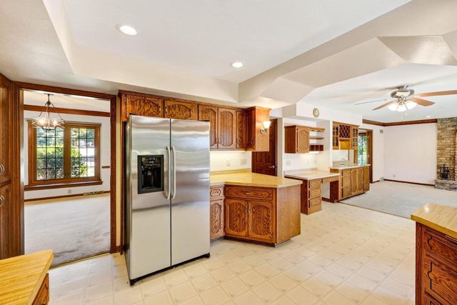 W248S6845 Sugar Maple Drive, Waukesha, WI 53189