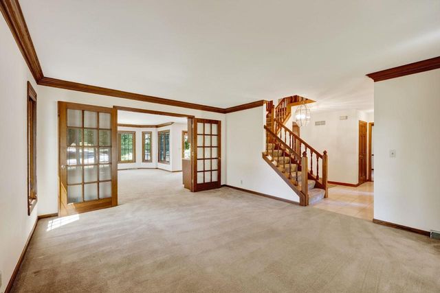 W248S6845 Sugar Maple Drive, Waukesha, WI 53189