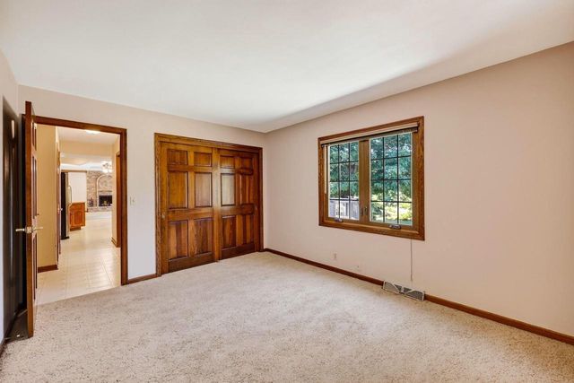 W248S6845 Sugar Maple Drive, Waukesha, WI 53189