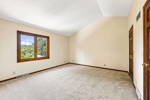 W248S6845 Sugar Maple Drive, Waukesha, WI 53189