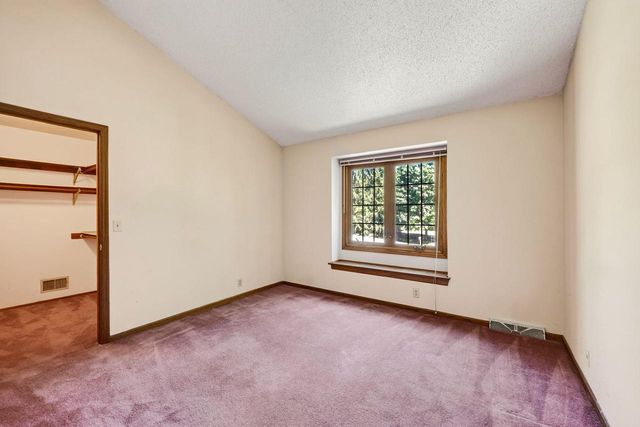 W248S6845 Sugar Maple Drive, Waukesha, WI 53189