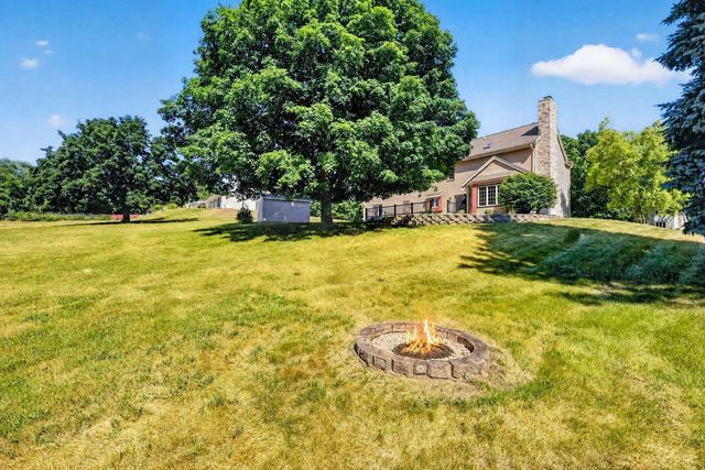 W248S6845 Sugar Maple Drive, Waukesha, WI 53189