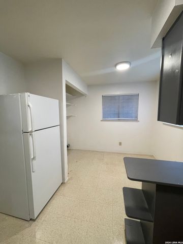 1711 W Cesar E Chavez Blvd Apt 1, San Antonio, TX 78207