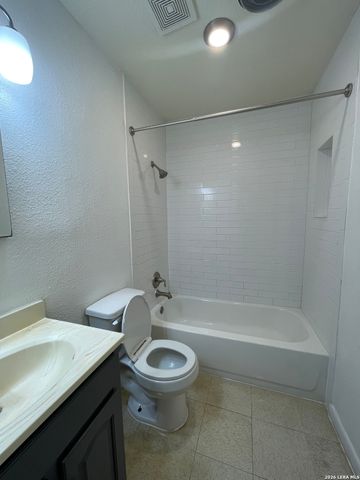 1711 W Cesar E Chavez Blvd Apt 1, San Antonio, TX 78207