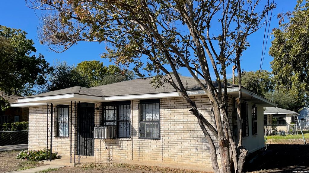 1711 W Cesar E Chavez Blvd Apt 1, San Antonio, TX 78207