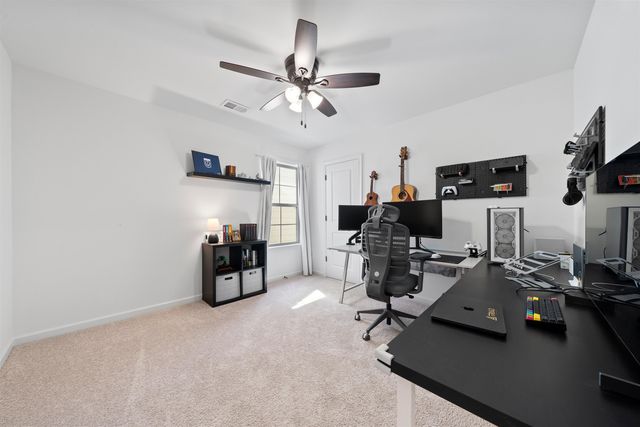 195 CHICKASAW TRACE DR, Oakland, TN 38060