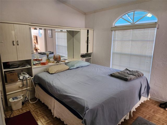 1674 UNIVERSITY PARKWAY 140, Sarasota, FL 34243