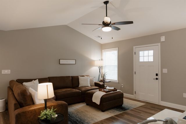 653 N Shamrock Avenue, Landrum, SC 29356