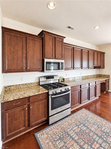 141 Bella DR, Chesapeake, VA 23322
