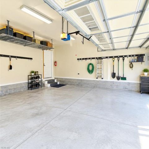 141 Bella DR, Chesapeake, VA 23322