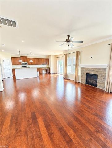 141 Bella DR, Chesapeake, VA 23322
